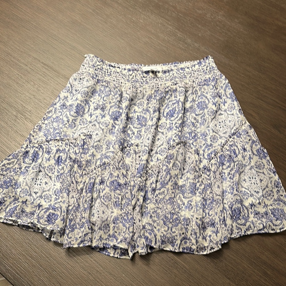 Intermix skirt